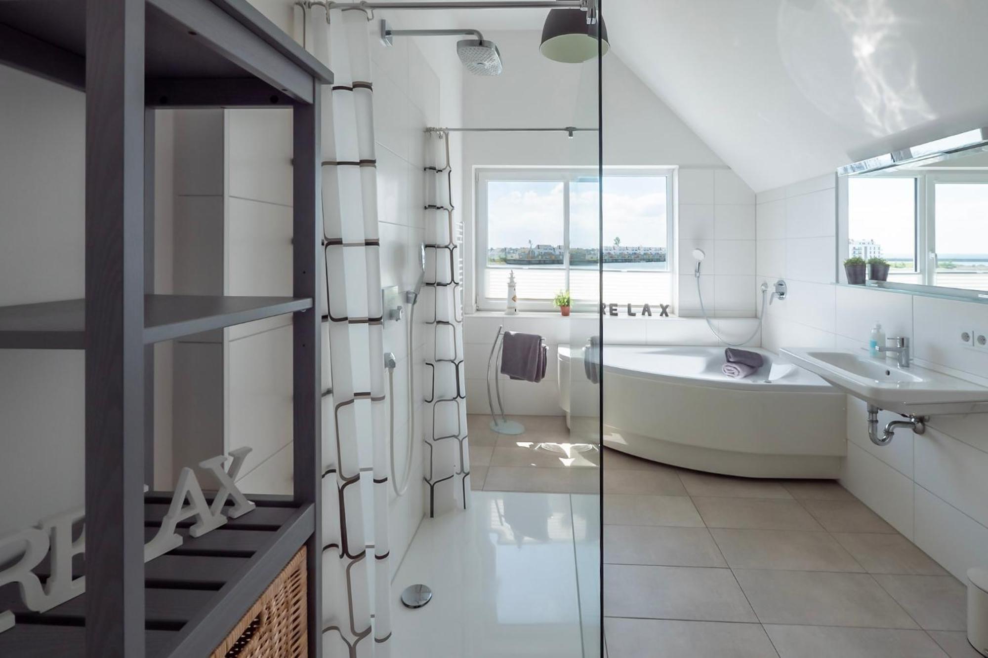 Maisonette Fewo Ostseeflair By Seeblick Ferien Oro, Erste Wasserreihe, E-Saeule オルペニッツ エクステリア 写真